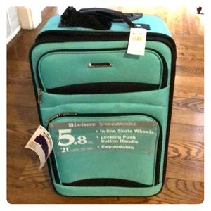 21"  Expandable Carry On  with In-Line wheels
